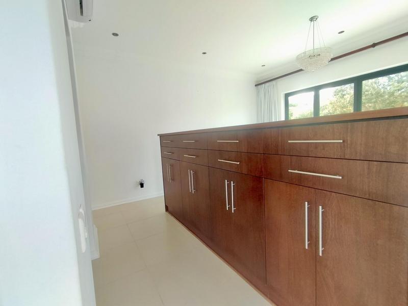 4 Bedroom Property for Sale in Hout Bay Western Cape